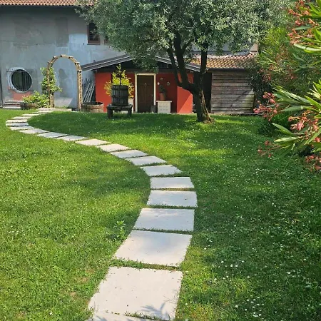 Dei Laghetti Nocleg ze śniadaniem Porto Valtravaglia