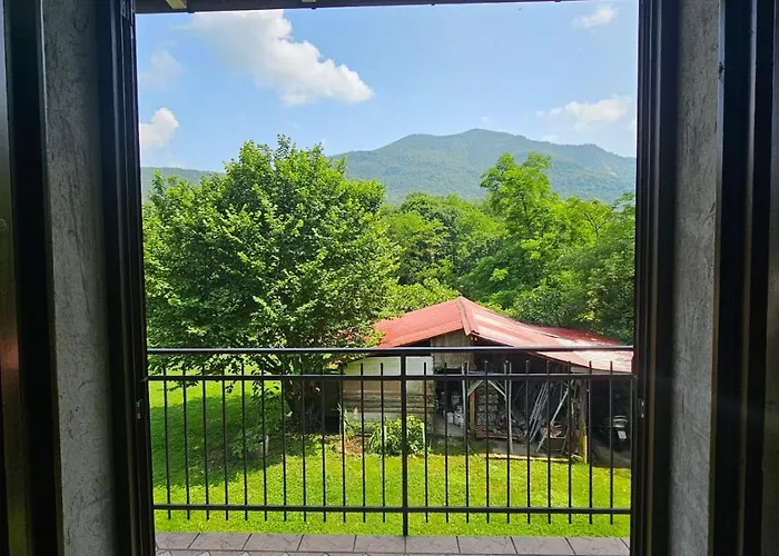 Dei Laghetti Bed & Breakfast Porto Valtravaglia